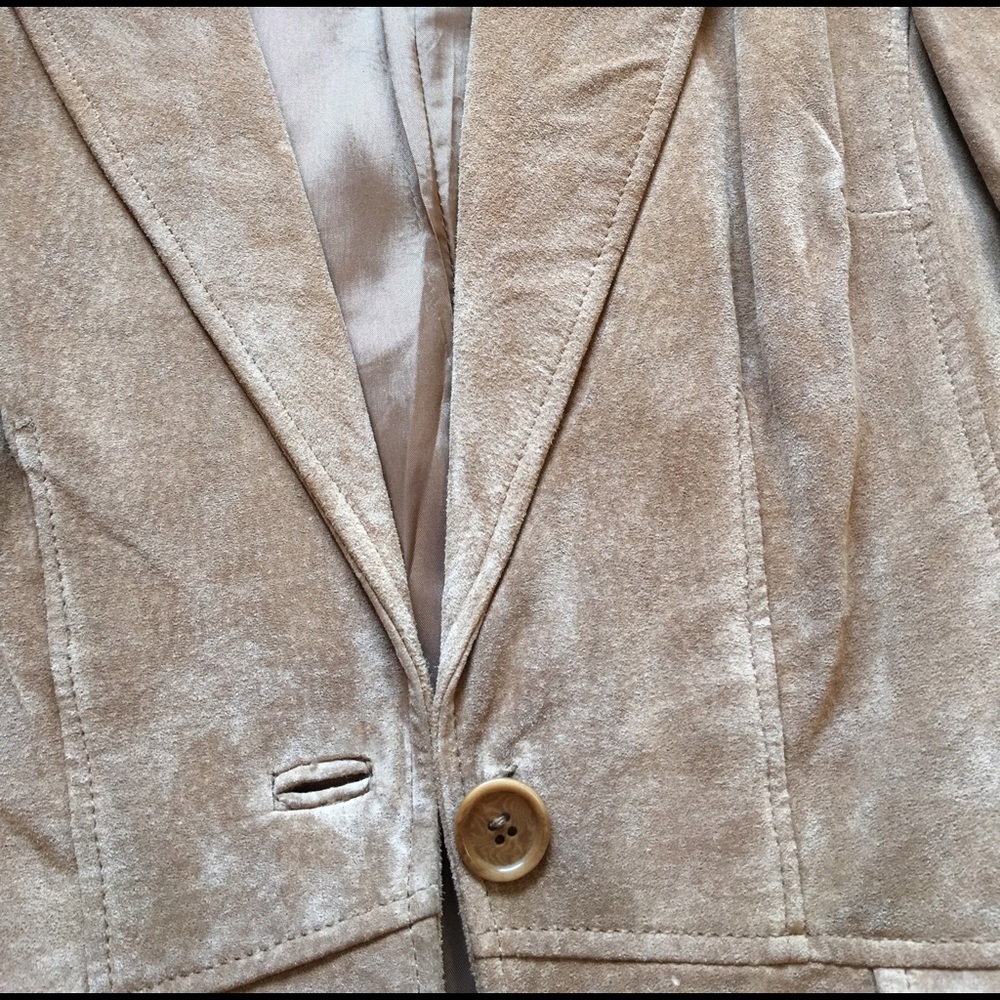 Leather suit, buy separate or complete. 💕🌷 - Picture 2 of 6