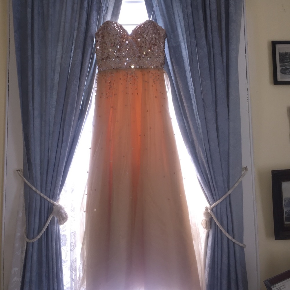 Prom dress