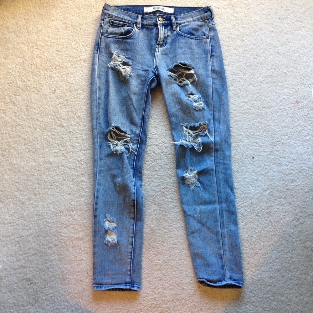 SALE Brandy Melville distressed boyfriend jeans