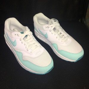 Nike Air Max Sneakers!