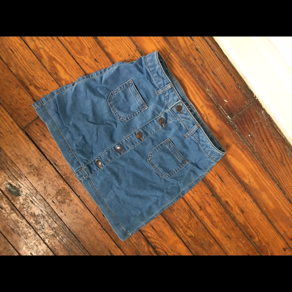Denim button-down skirt
