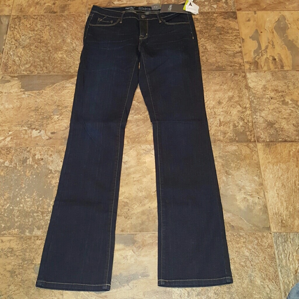 NWT LADIES MOSSIMO SLIM MID-RISE BOOTCUT JEANS