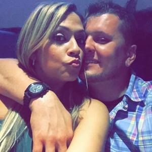 Meet your Posher, Dee