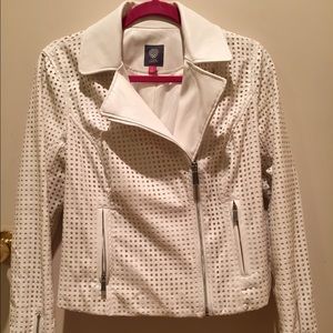 Vince camuto white leather jacket. Unworn