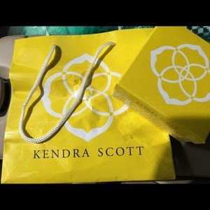 Kendra Scott turquoise & gold necklace