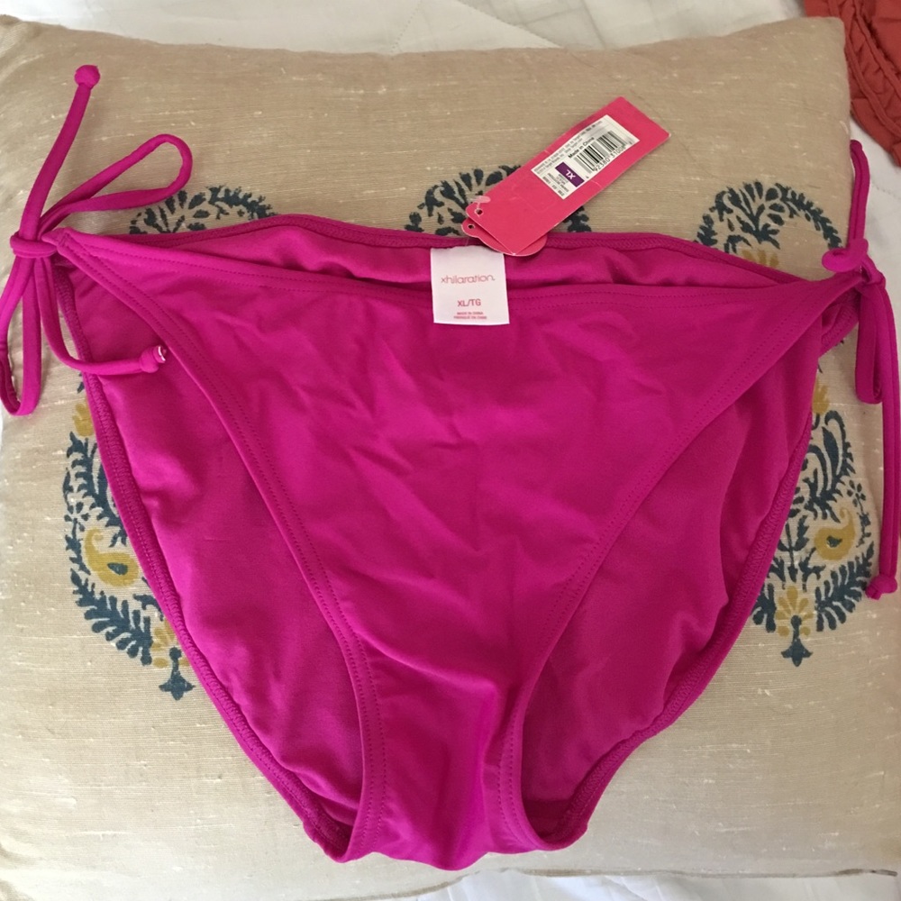 Xhilaration magenta string bikini bottoms. Size XL