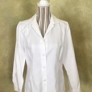 TALBOTS BUTTON FRONT WHITE BLOUSE