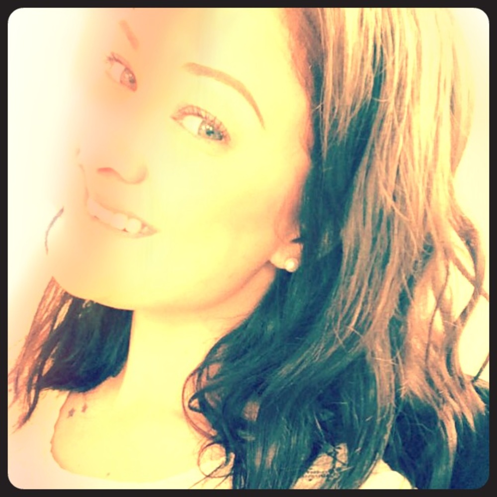 Meet your Posher, Emily