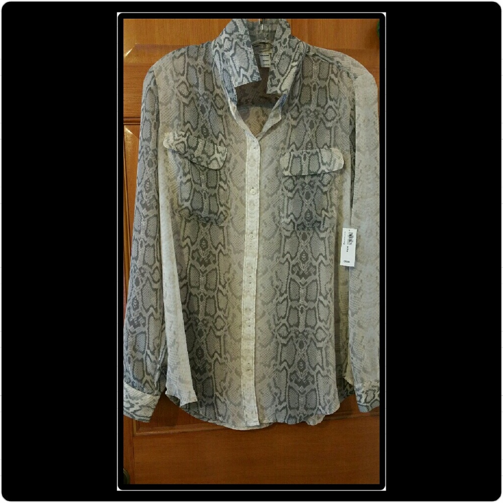 Old Navy Long Sleeves Blouse