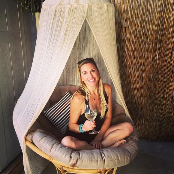 Hey! I'm Sasha! Come check out my closet! - Picture 2 of 3