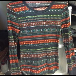 Patterned long sleeve tee