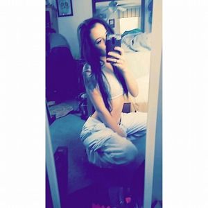 Meet your Posher, Corrie