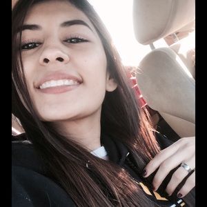 Meet your Posher, Sandra