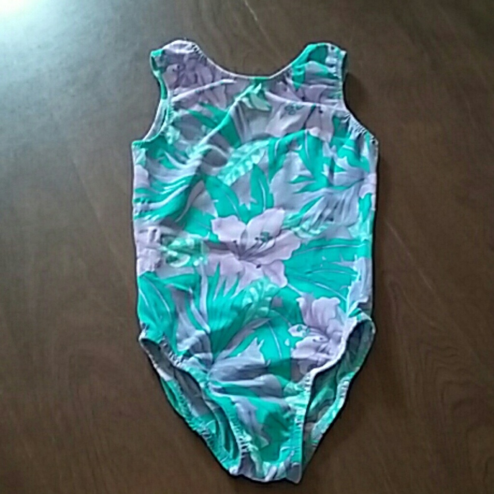 Bear Affairs Girls Swim