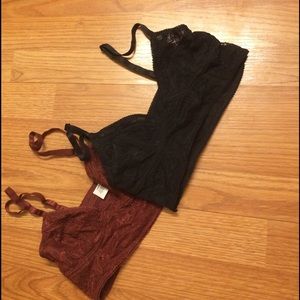 2 bralettes