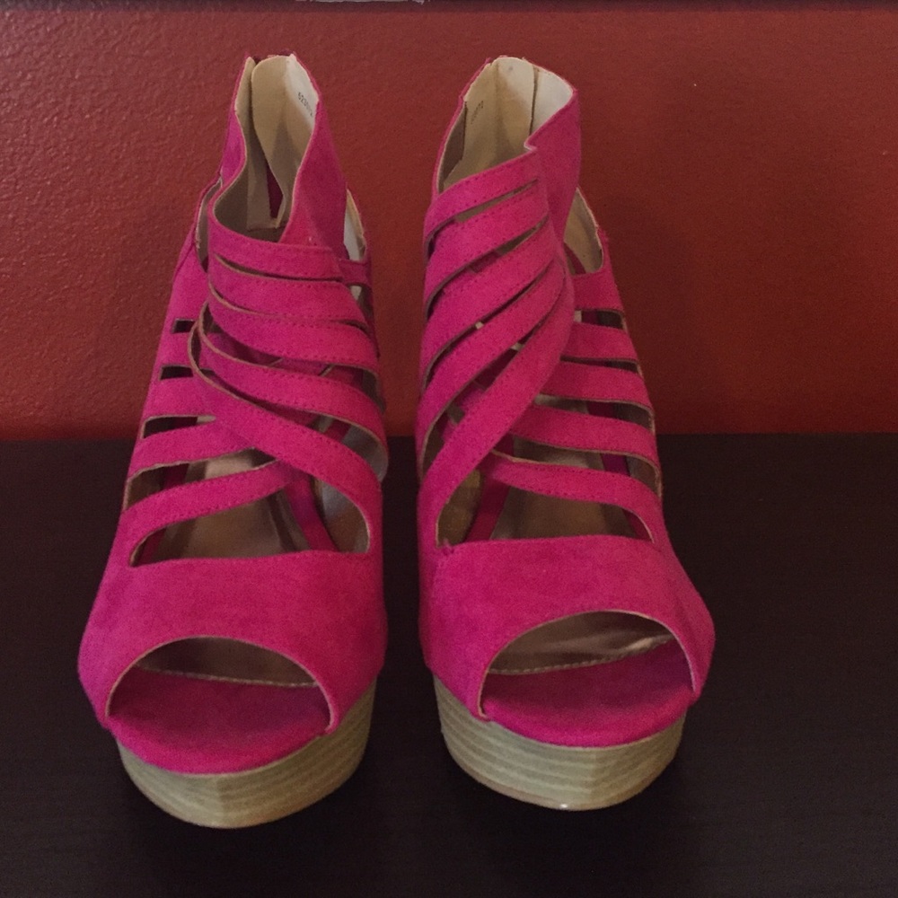 Hot Pink Pumps