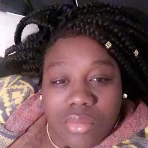 Meet your Posher, Kara