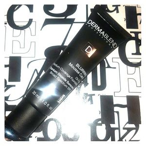 Derma Blend Blurring Mouse Camo