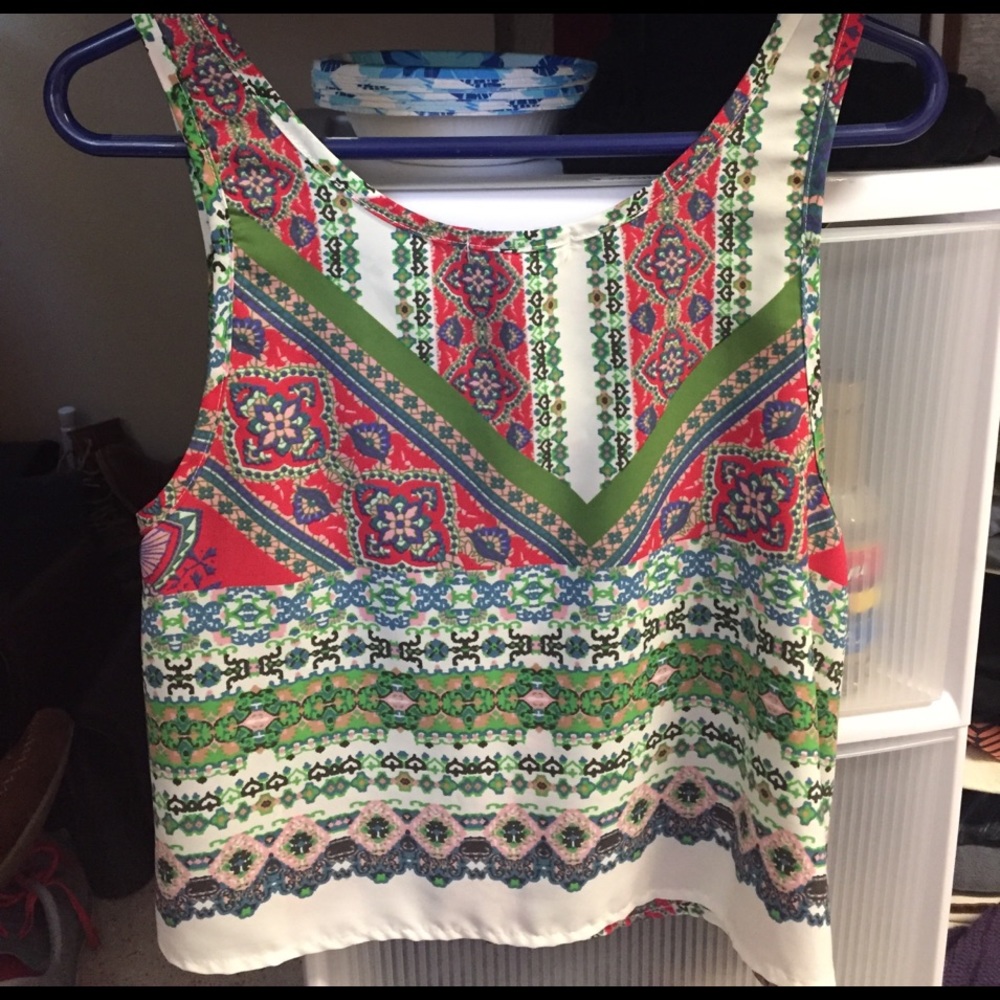 Patterned Tank Top - Picture 2 of 2