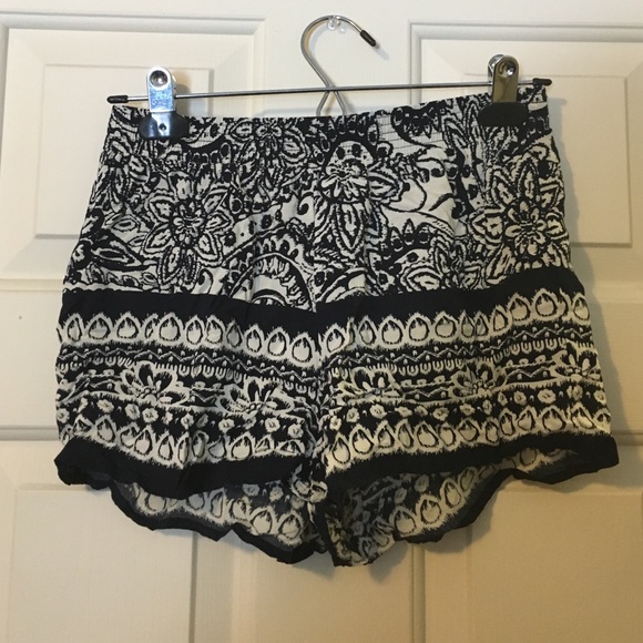 sweet journey Pants - 🌺 Flower Shorts