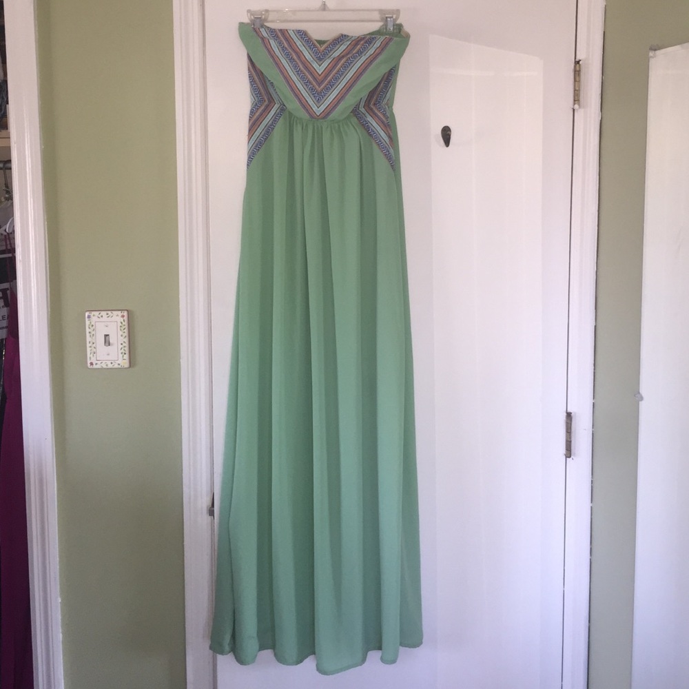 Boho Flowing Strapless - image 1