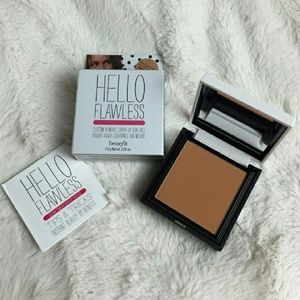 HELLO FLAWLESS Face Powder  (Hazelnut)