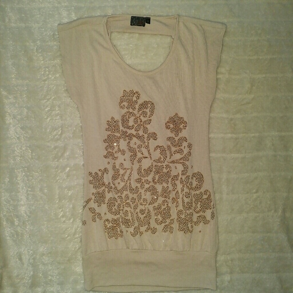 Beige top with gold glitter