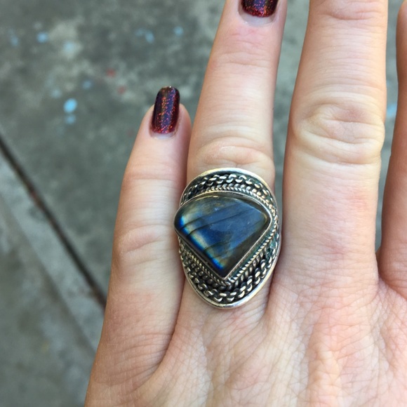 Jewelry - Beautiful Sterling & Labradorite Ring