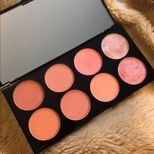 Makeup Revolution Ultra Blush Palette