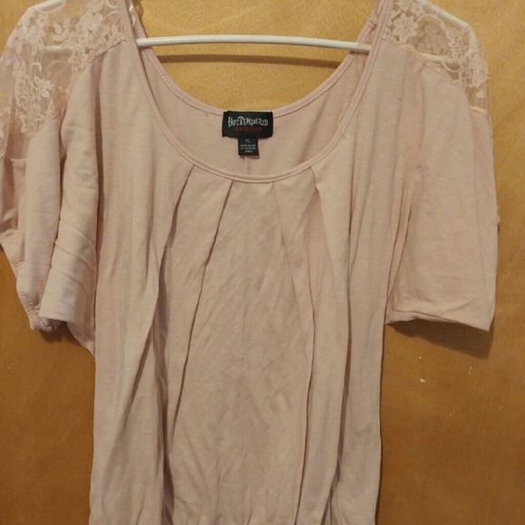 Top - Picture 1 of 1