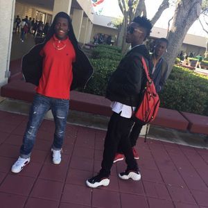 Meet your Posher, Oneil