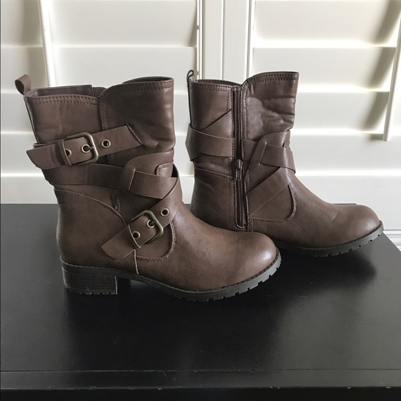 Women's boots - Picture 2 of 4