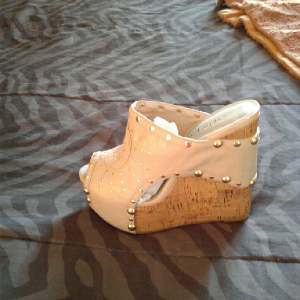 Cathy Jean's cream gold studded wedges