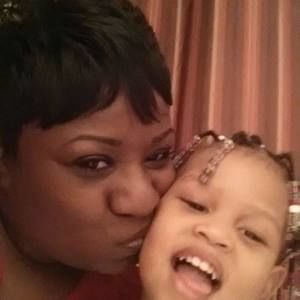 Meet your Posher, Yvette m