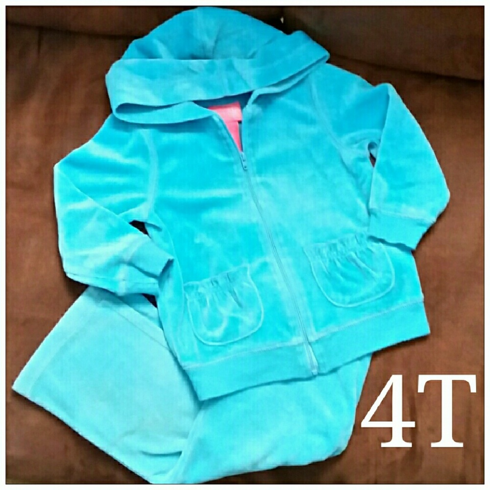 2 pc velour set