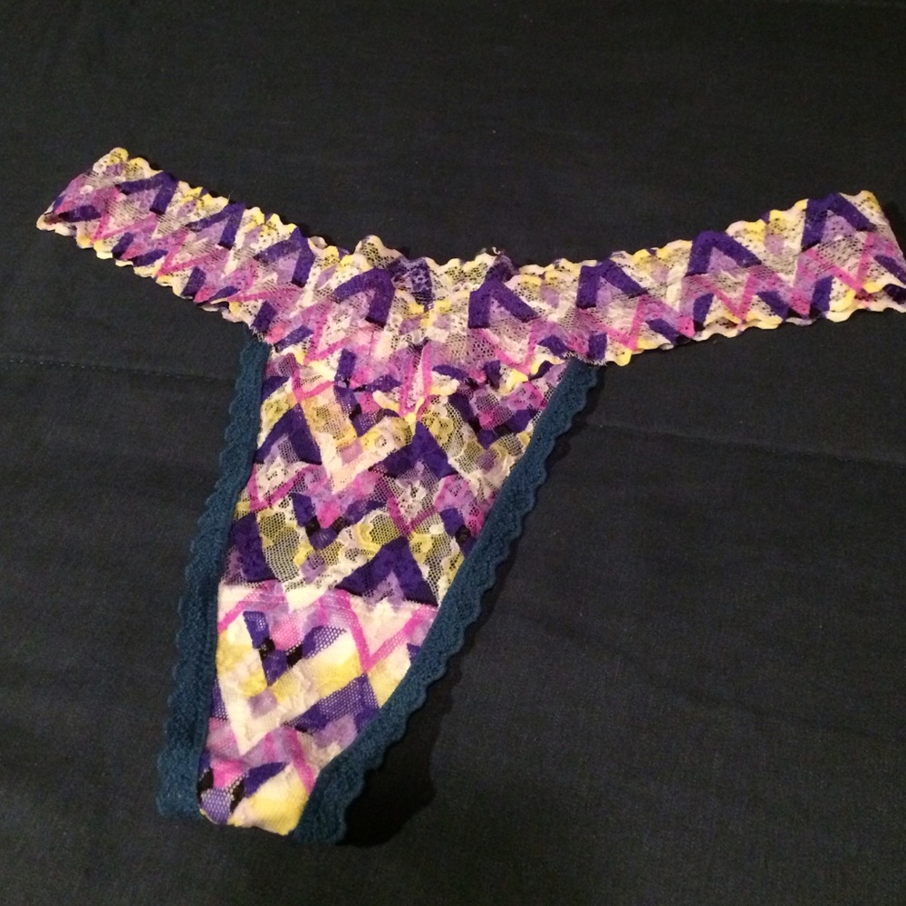 VS thong lace panty