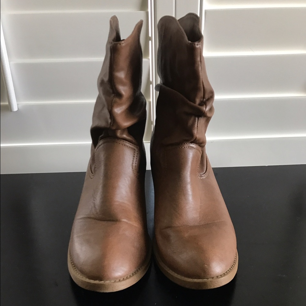 Women's boots