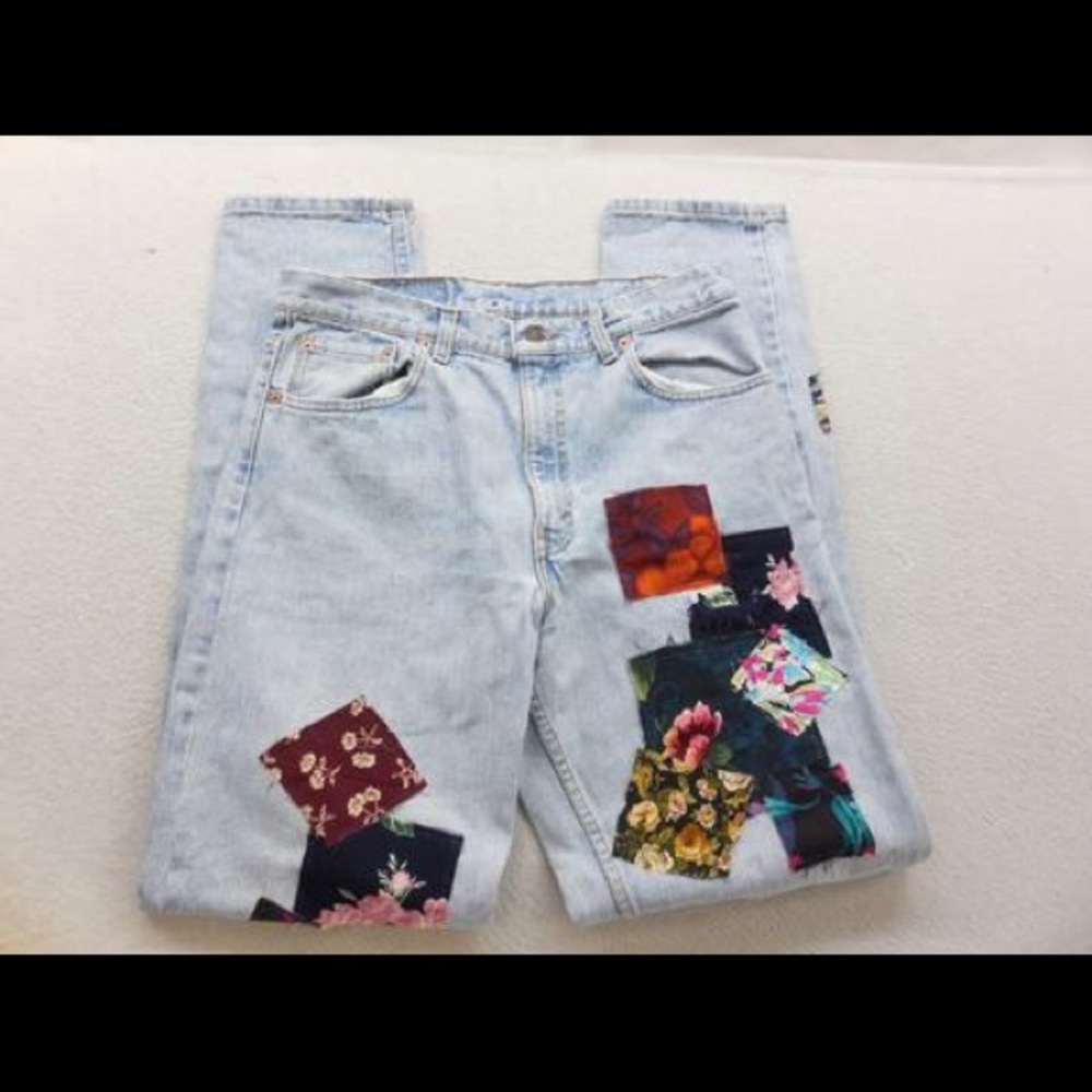 URBAN OUTFITTERS LEVI FLORAL PATCH WORK JEANS 12