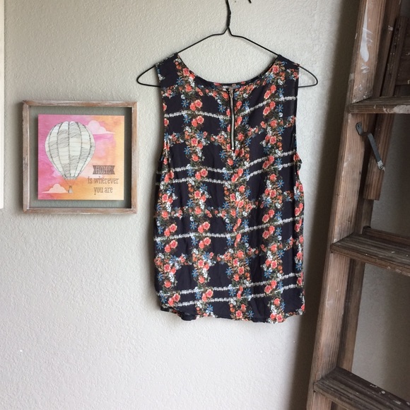 Sold🎉🦄🌈 - Picture 2 of 2