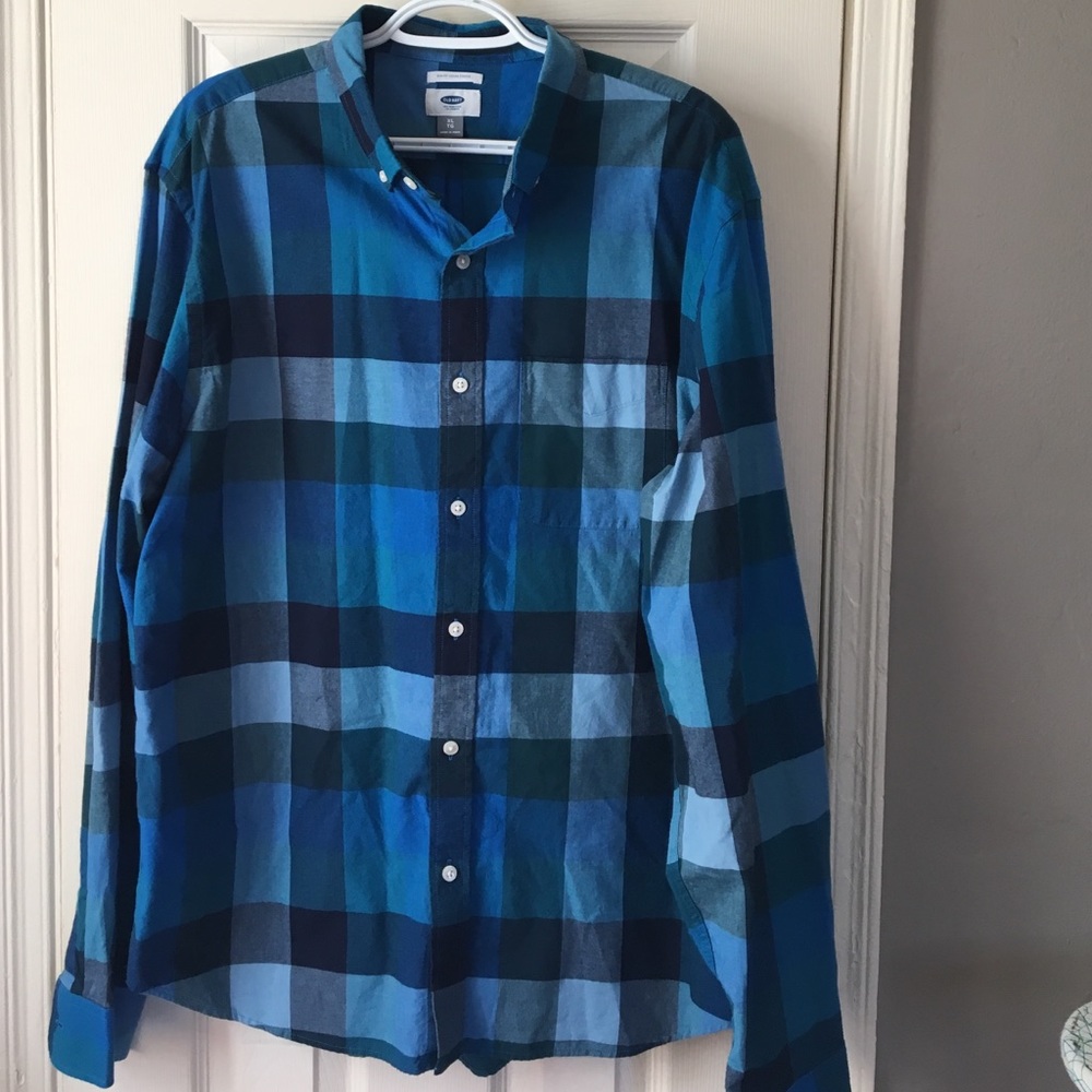 PLAID OLD NAVY SHIRT