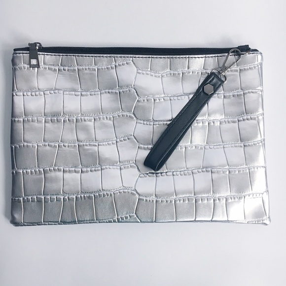 Reina Silver Metallic Vegan Leather Wristlet Bag - Picture 3 of 5