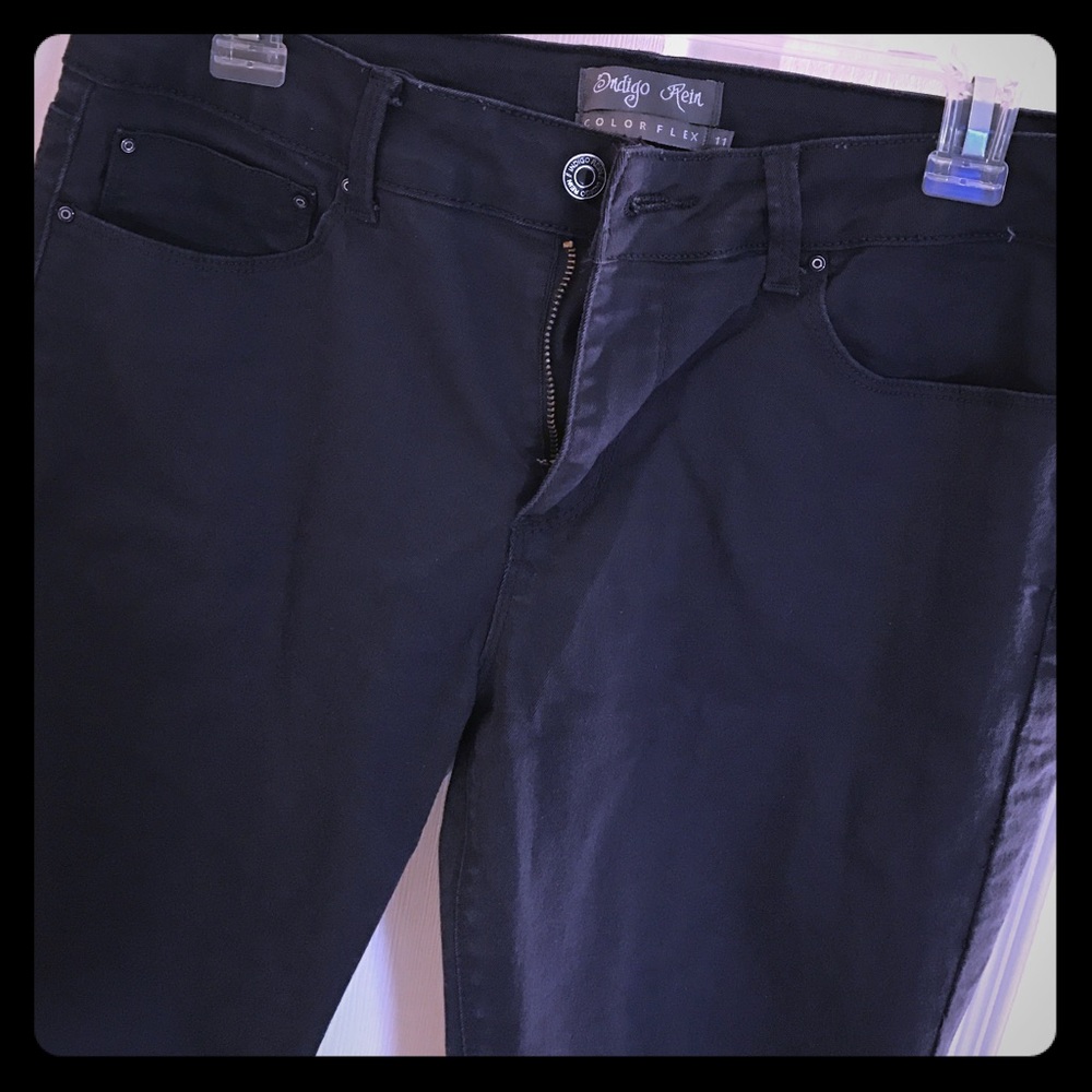 Navy blue Indigo Rein Size 11 skinny pants