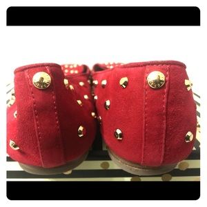 Red gold studded Flats