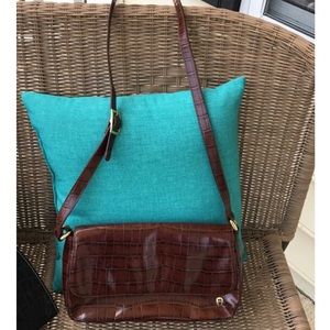 Genuine leather. Aigner bag, very good condition.