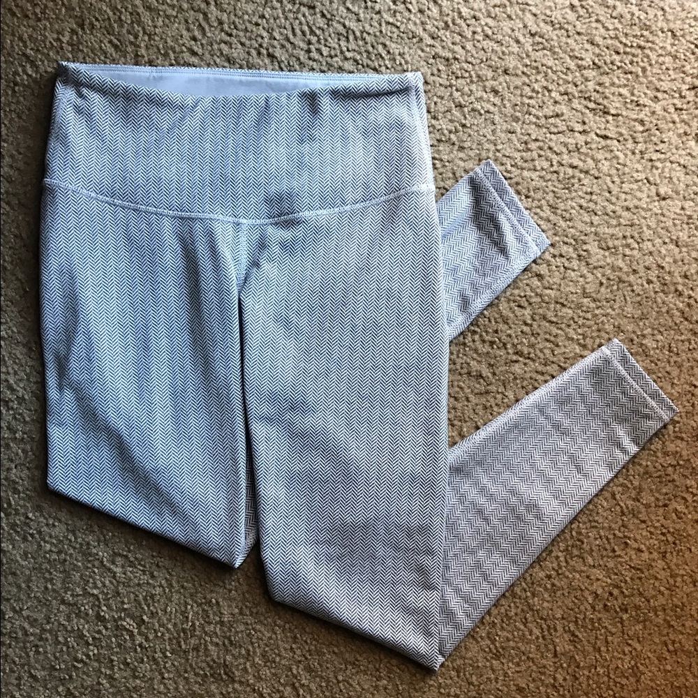 FLASH SALE! Old Navy High Waisted Leggings