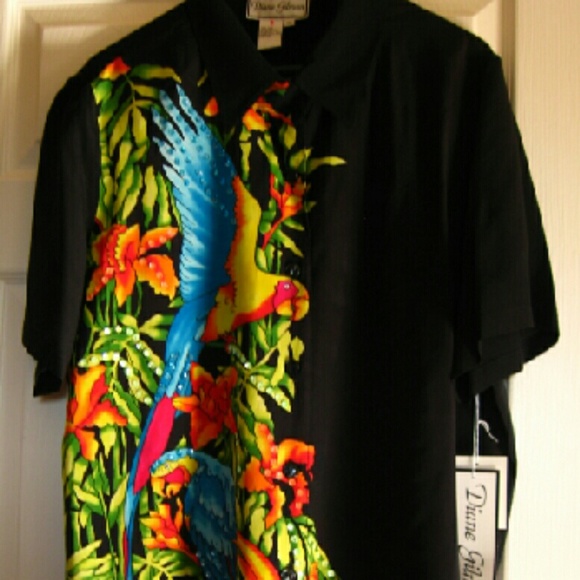 Diane Gilman Tops - NWT Vibrant Silk Parrot Blouse w/Sequins Diane Gilman Tops - NWT Vibrant Silk Parrot Blouse w/Sequins