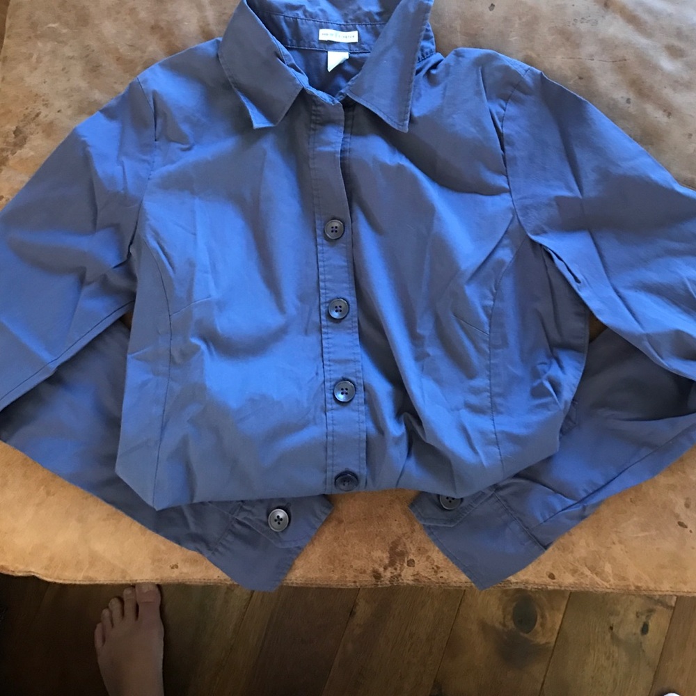 THIS IS A PURPLE BOTTON DOWN FROM OLD NAVY-MEDIUM