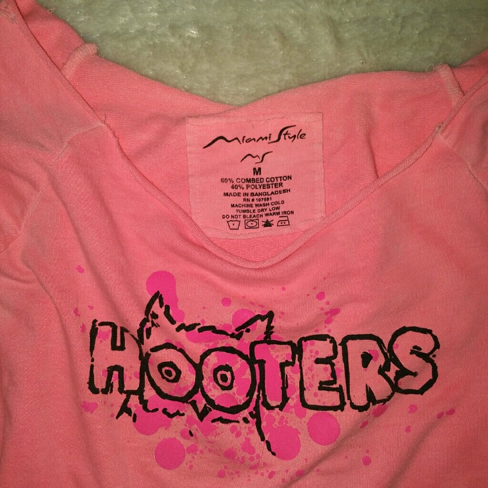 Hooter's cropped sweatshirt - Picture 3 of 3