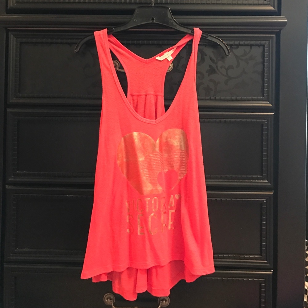 🛍Adorable Victoria's Secret Tank Top