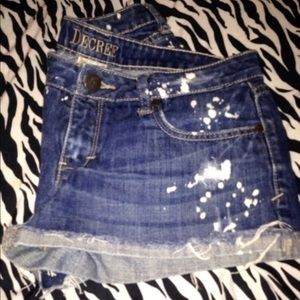 Splatter Short Shorts